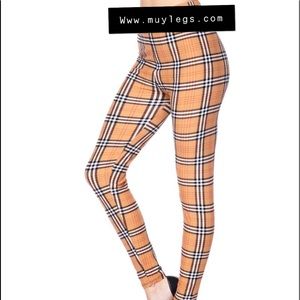 Elegant Plaid Brush Printed Legging